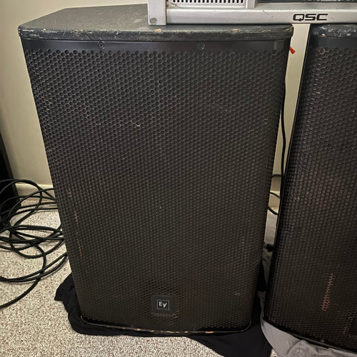 QSC Analog PA System | GX5 QSC Power AMP | 2x LXT115 EV Speaker Cabinets